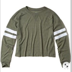 Hollister Must Have Collection- Waffle Shirt